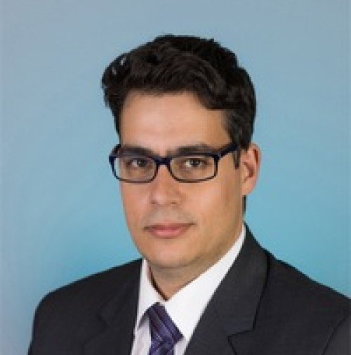 Dr. Libor László