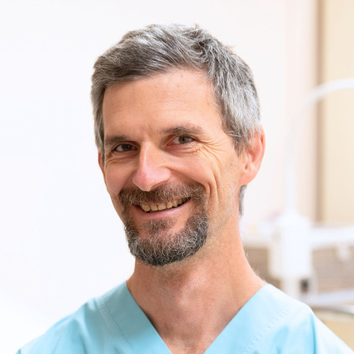 Dr. Hegedüs András