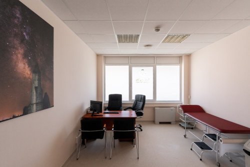 A VIZSGÁLATTÓL A MŰTÉTIG – SEBÉSZETI EGYÜTTMŰKÖDÉS KAPOSVÁRON