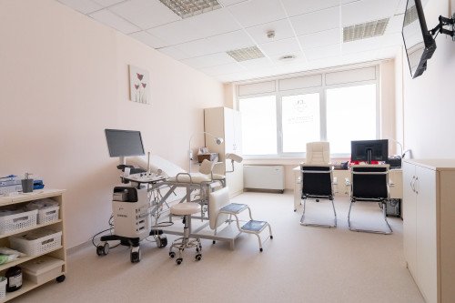 VIZSGÁLATOK, MŰTÉTEK ÖSSZEHANGOLÁSA - KÖZÖSEN A HÖLGYEK EGÉSZSÉGÉÉRT