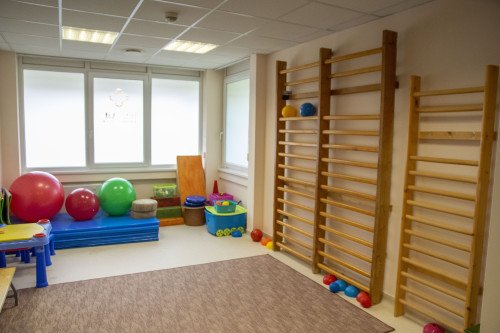 MARADJON MOZGÁSBAN: KAPOSVÁR LEGJOBB GYÓGYTORNÁSZAI, KONDUKTORAI SEGÍTENEK