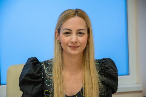DR. KOVÁCS ALIZ BŐRGYÓGYÁSZ A TRITONLIFE KAPOS MEDICALNÁL