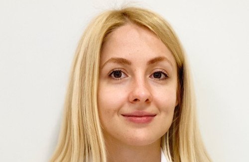 DR. TUDÓSI ILONA BELGYÓGYÁSZ SZAKORVOSSAL BŐVÜL CENTRUMUNK