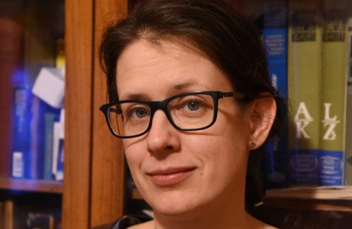DECSI DÓRA MUNKATÁRSUNKAT DÍJAZTÁK