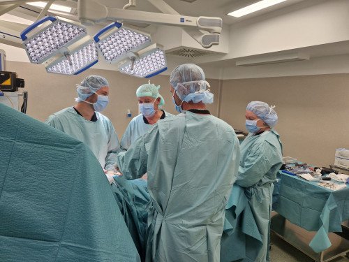 Sikeres műtétek sorát végzi máris a TritonLife Magánkórház Miskolc